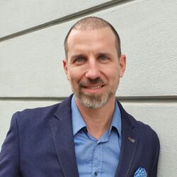 Benedikt Schmitt-Homann